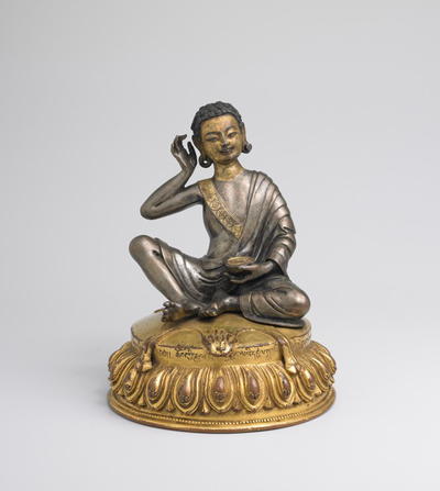 Milarepa; Central Tibet; 15th-16th century; parcel gilt silver with gilt bronze base; long-term loan from the Nyingjei Lam Collection; L2005.9.62 (HAR 68492)