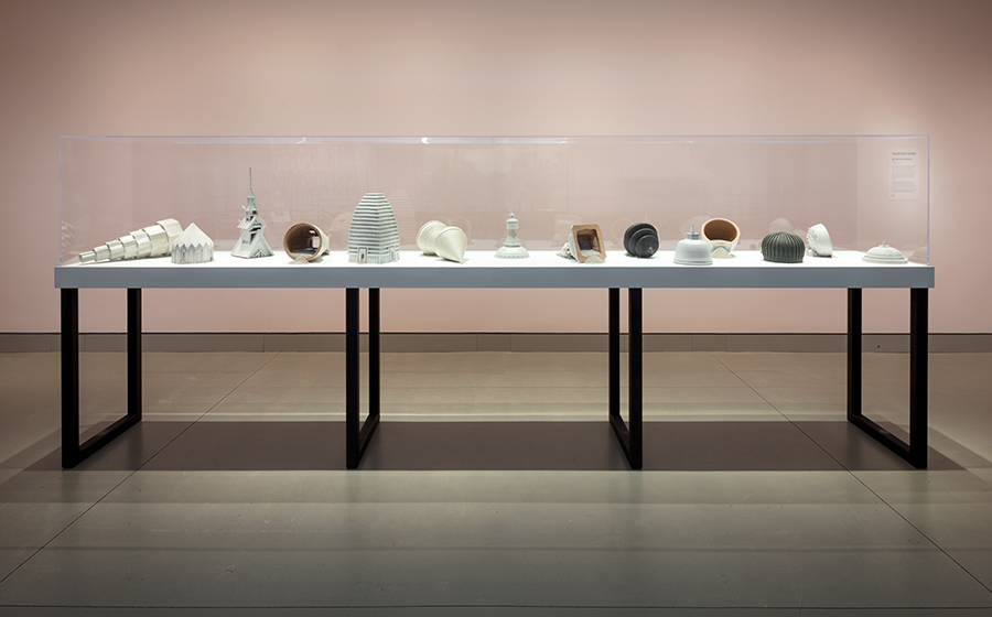 Shahpour Pouyan (b. 1979, Isfahan, Iran; lives and works in New York); My Place Is the Placeless; 2016-2019; 15 stoneware glazed ceramics and ash; courtesy of the artist; installation photograph by David De Armas