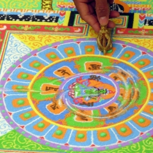 Tibetan Monks Create Sand Mandala Live